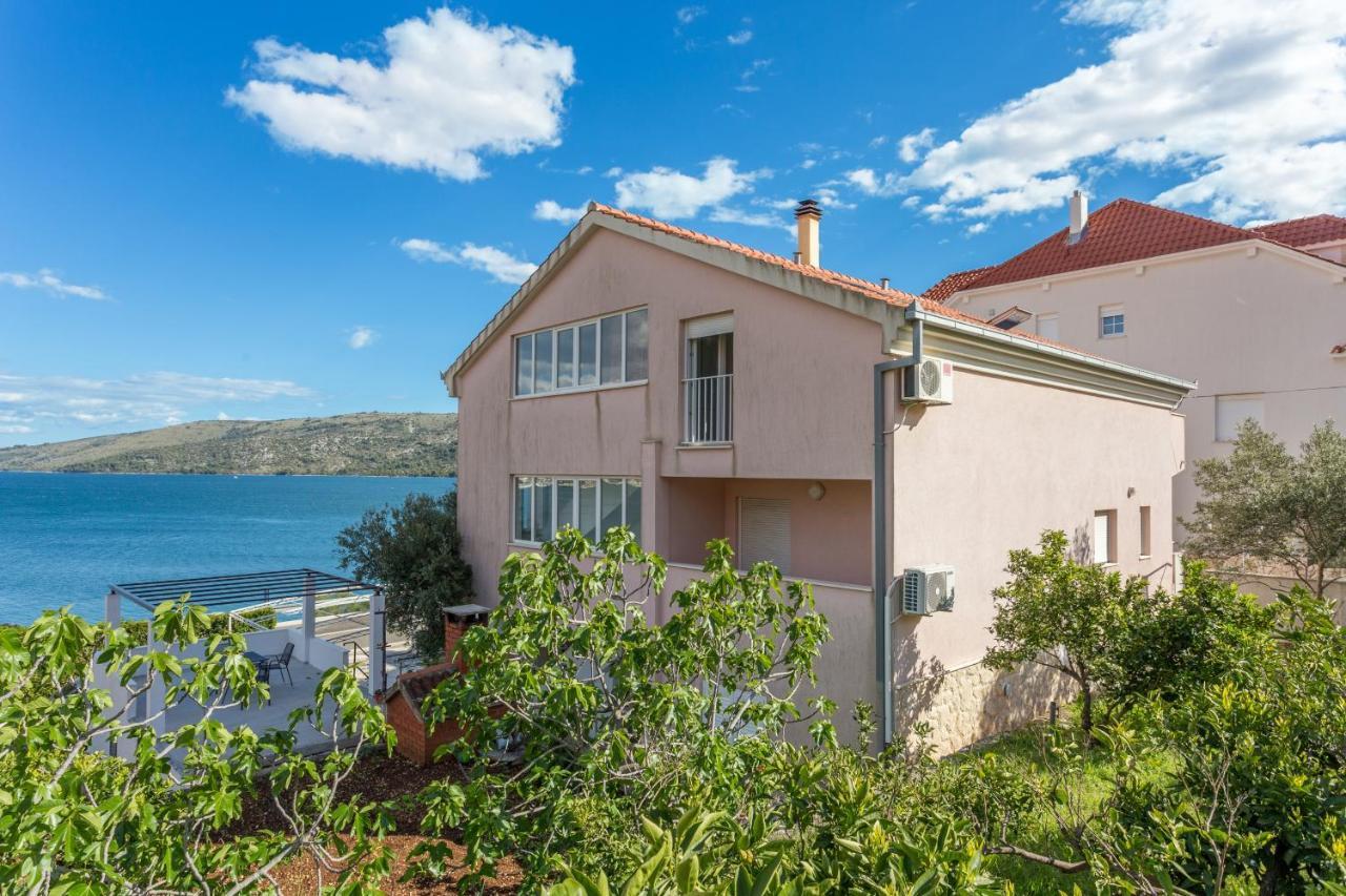 Apartments By The Sea Poljica, Trogir - 19316 Марина Екстериор снимка